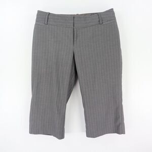 Mossimo Capri Dress Pants Mid Rise Womens Size 14 Gray‎ Pin Stripes Poly Blend